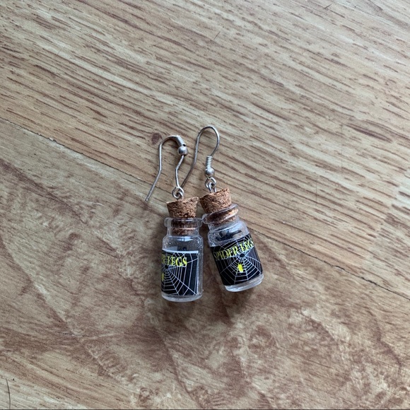 Jewelry - Spider Legs Earrings